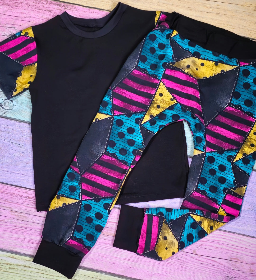 Saver set! Harems & Long/Short tee
