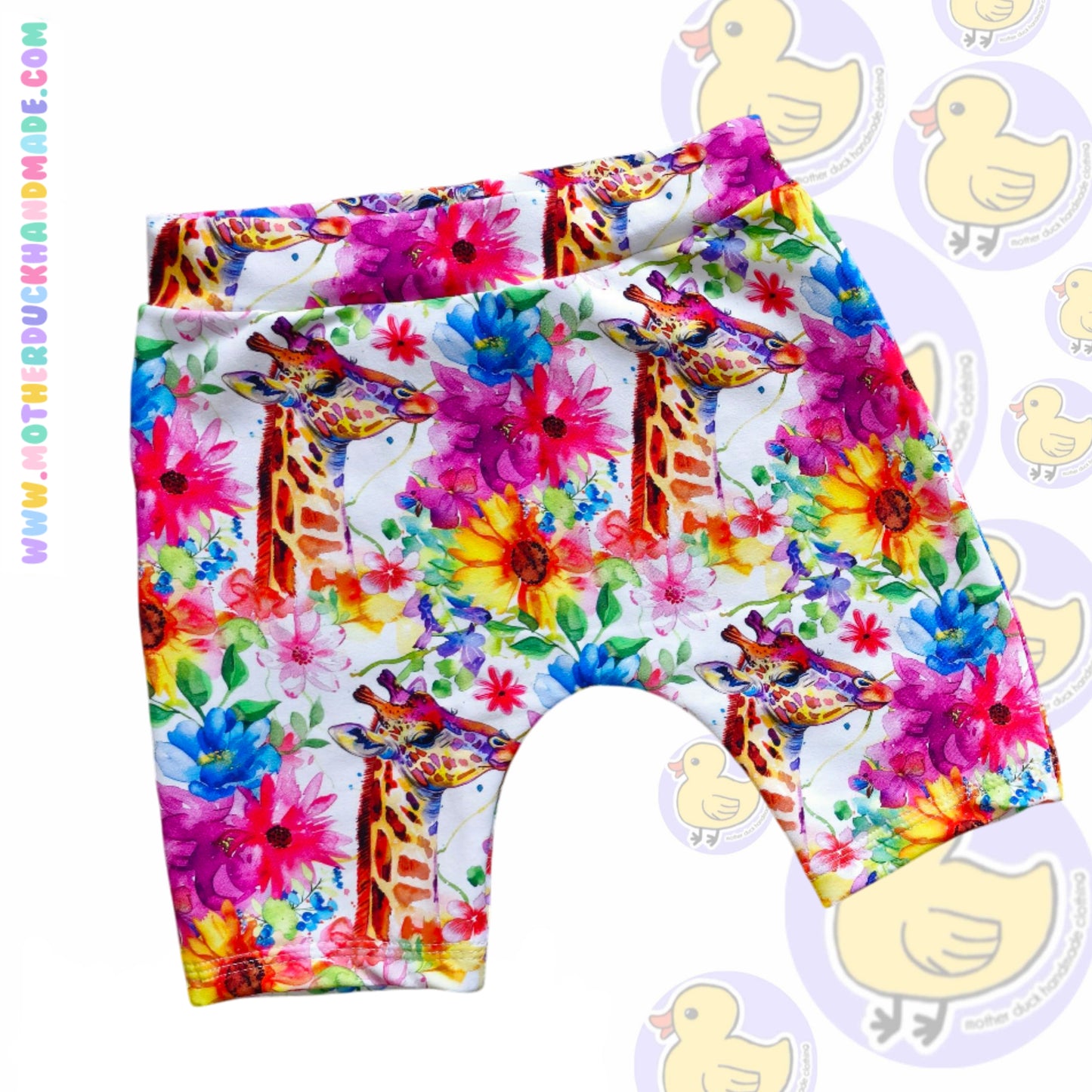 SHORTS - Surprise print