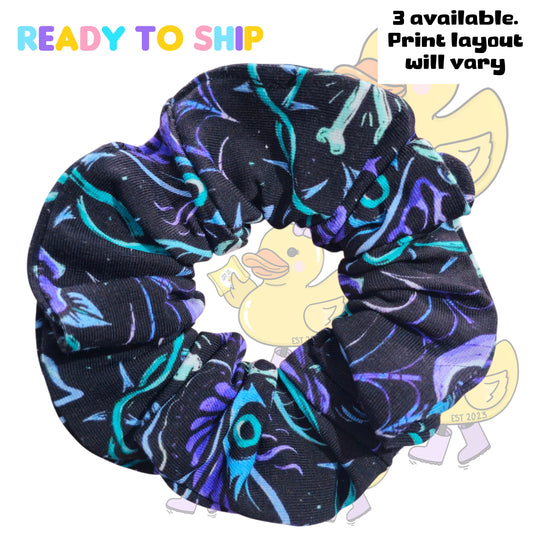 HAIR SCRUNCHIE - Rose moth (3 available)