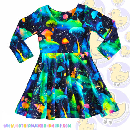 Childrens classic full circle twirly dress (0-12Y)